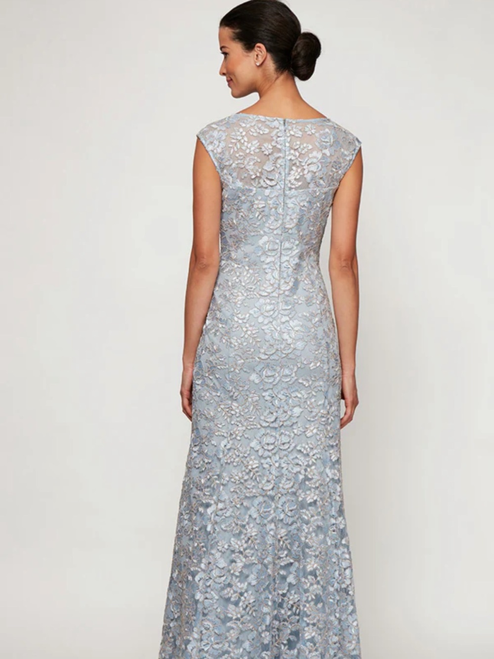 Alex Evenings Powder Blue Lace Maxi Gown with Chiffon Shawl - Picture 2 of 4